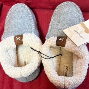 Vera Cosy Gray and Cream Slippers
